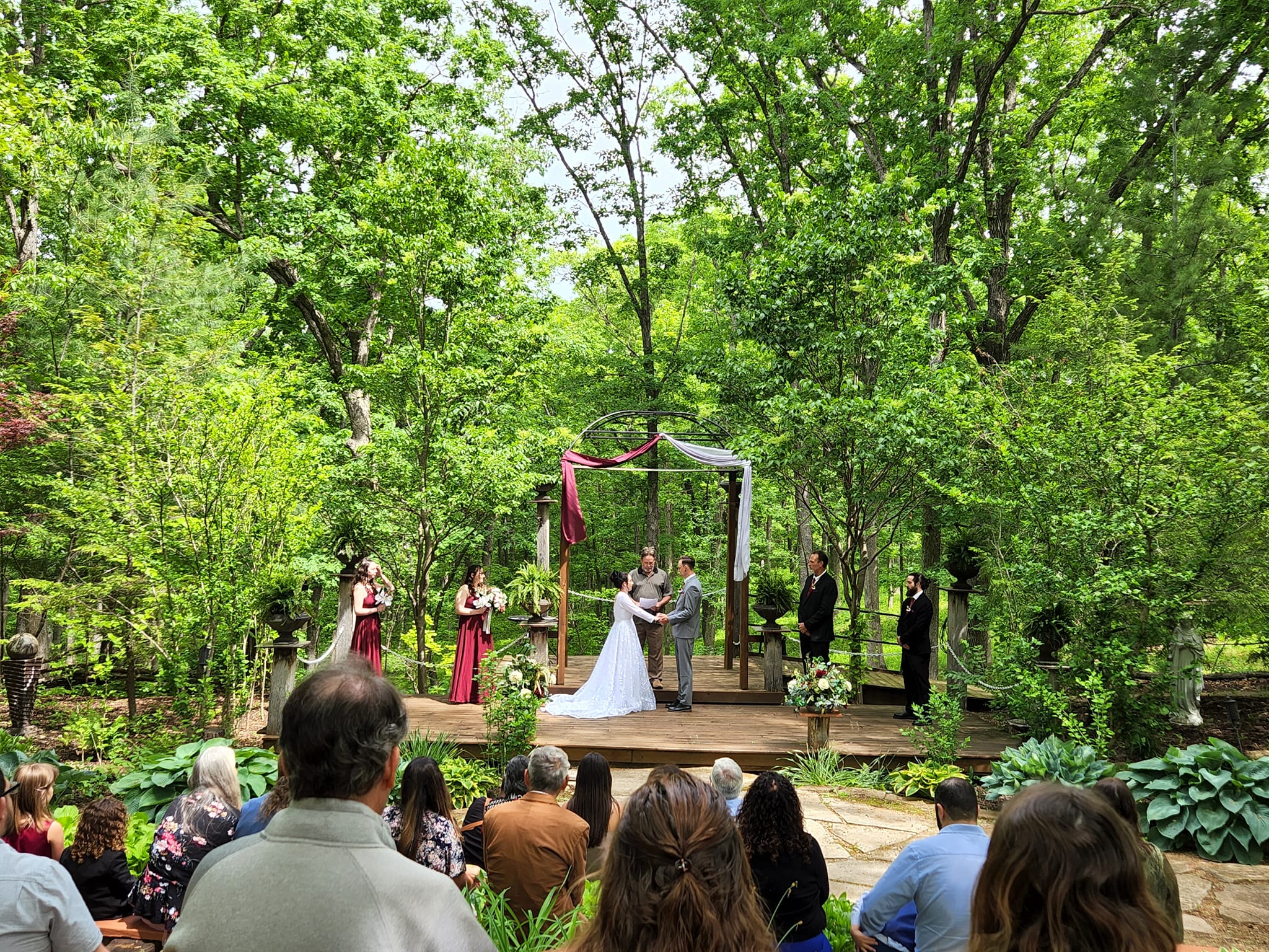 wedding ceremony in botanical garden
