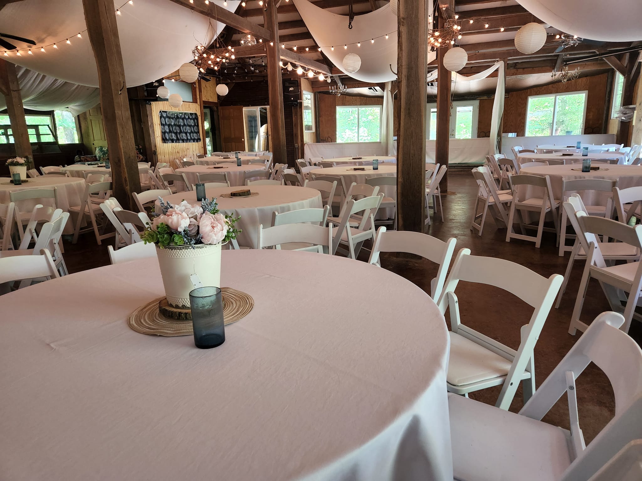 simple white wedding reception decor